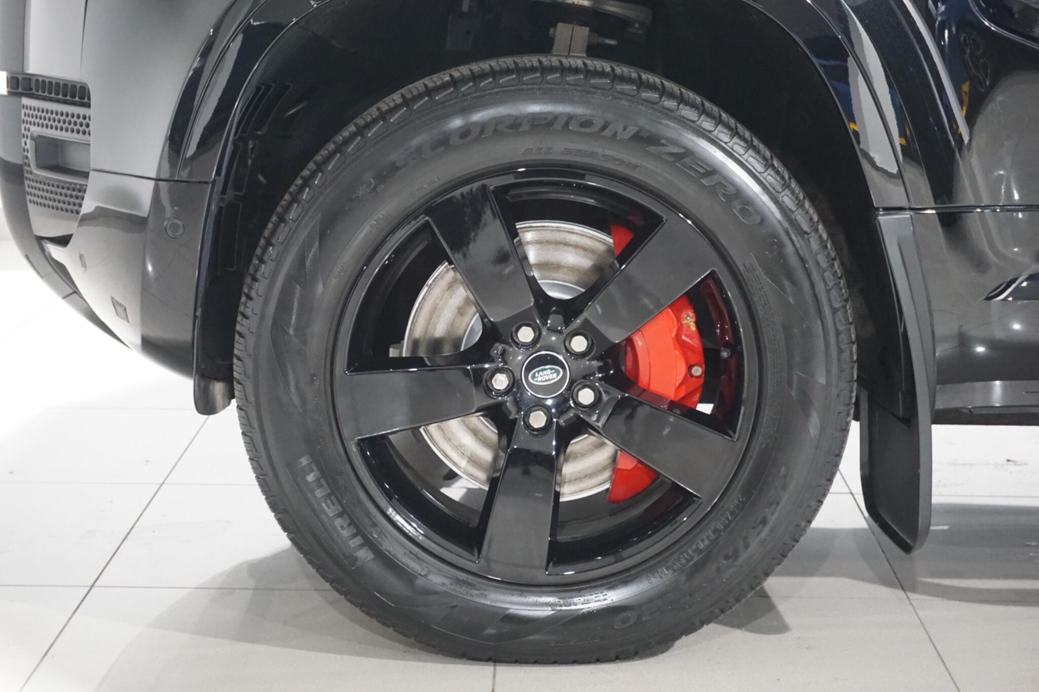 Land Rover Defender 90 3.0 D200 MHEV Hard Top SUV 3dr Diesel Auto 4WD SWB Euro 6 (s/s) (200 ps)